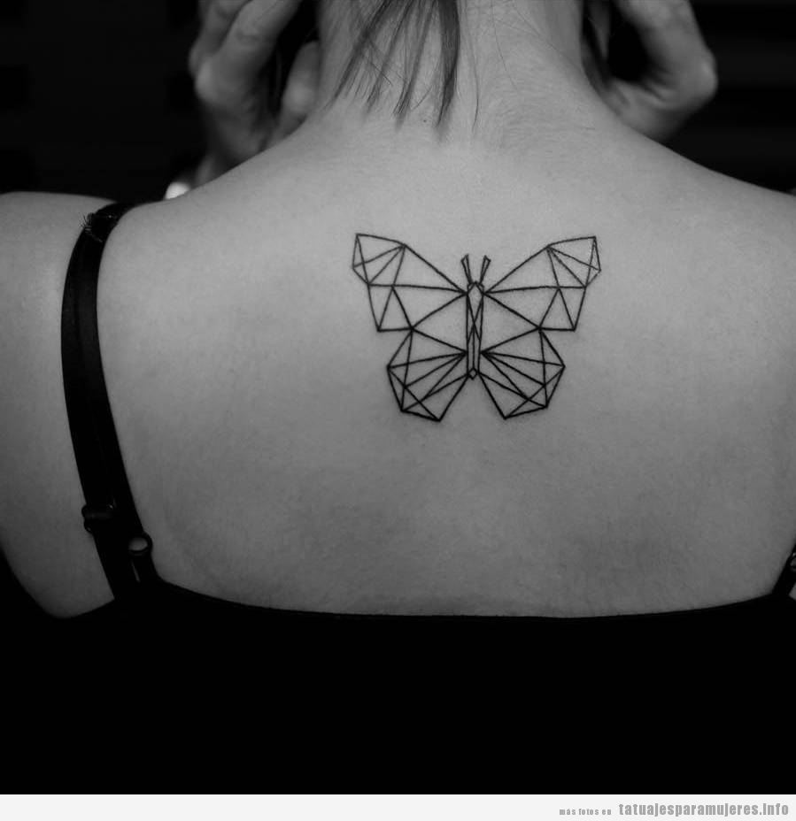 Tatuaje mujer, mariposa origami