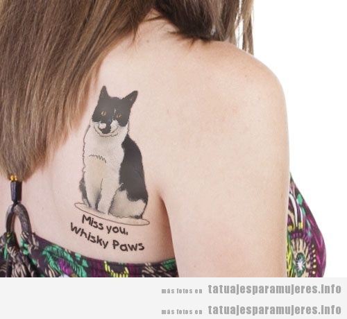 Tatuajes conmemorativos ser gatos fallecido