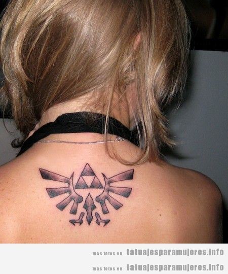  Tatuaje friki del videojuego Zelda para mujer 2