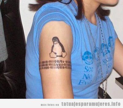 Tatuajes geeks de Linux para mujer