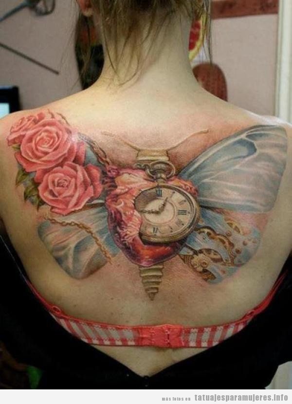 Tatuajes steampunk mujeres, inspecto, reloj y rosas