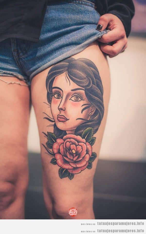 Tatuajes en el muslo con retratos de mujer