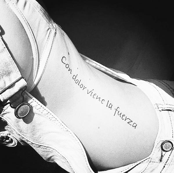 Tatuajes para mujer con frases en español sobre la vida 19
