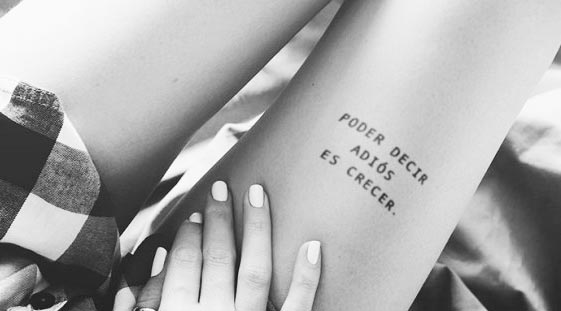 Tatuajes para mujer con frases en español sobre la vida 2