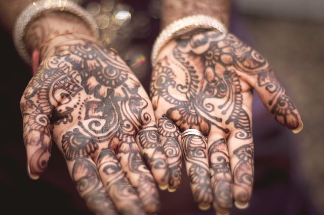 Tatuajes henna manos